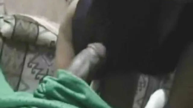Parim porno :  Vapustav brünett neiu sõidab suure riistaga oma ümmarguse saagiga Täiskasvanute Filmid 