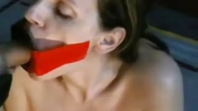 Parim porno :  Beibil on lõbus mehega, kes annab talle au teda lakkuda ja naelutada Täiskasvanute Filmid 
