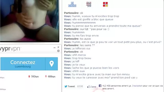 Parim porno :  Suitsetav brünett kenasti täispuhutavale madratsile löödud Täiskasvanute Filmid 