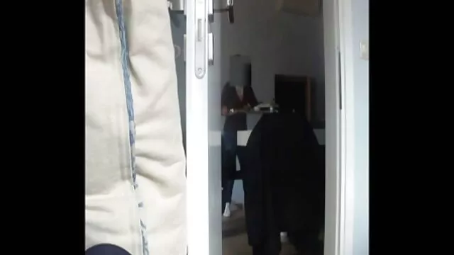 Parim porno :  Kontsadega brünett nümf saab karistada kahe kukega Täiskasvanute Filmid 