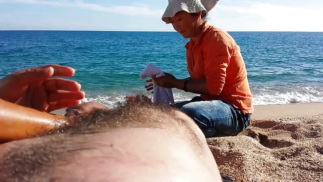 Parim porno :  Sihvakas blond ja ülemeelike tissidega neiu saab kaubikus paugu Täiskasvanute Filmid 
