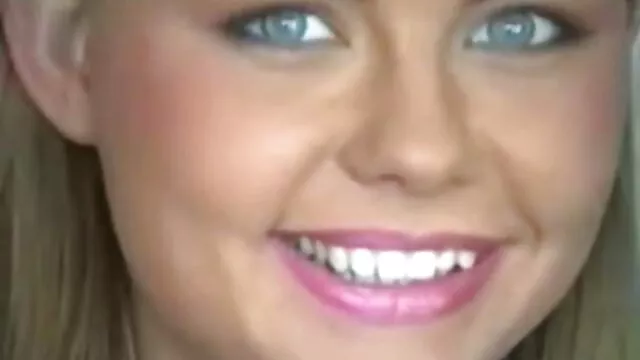 Parim porno :  Unustamatu seksitund nohiku blondi õpetaja Kit Merceri poolt Täiskasvanute Filmid 